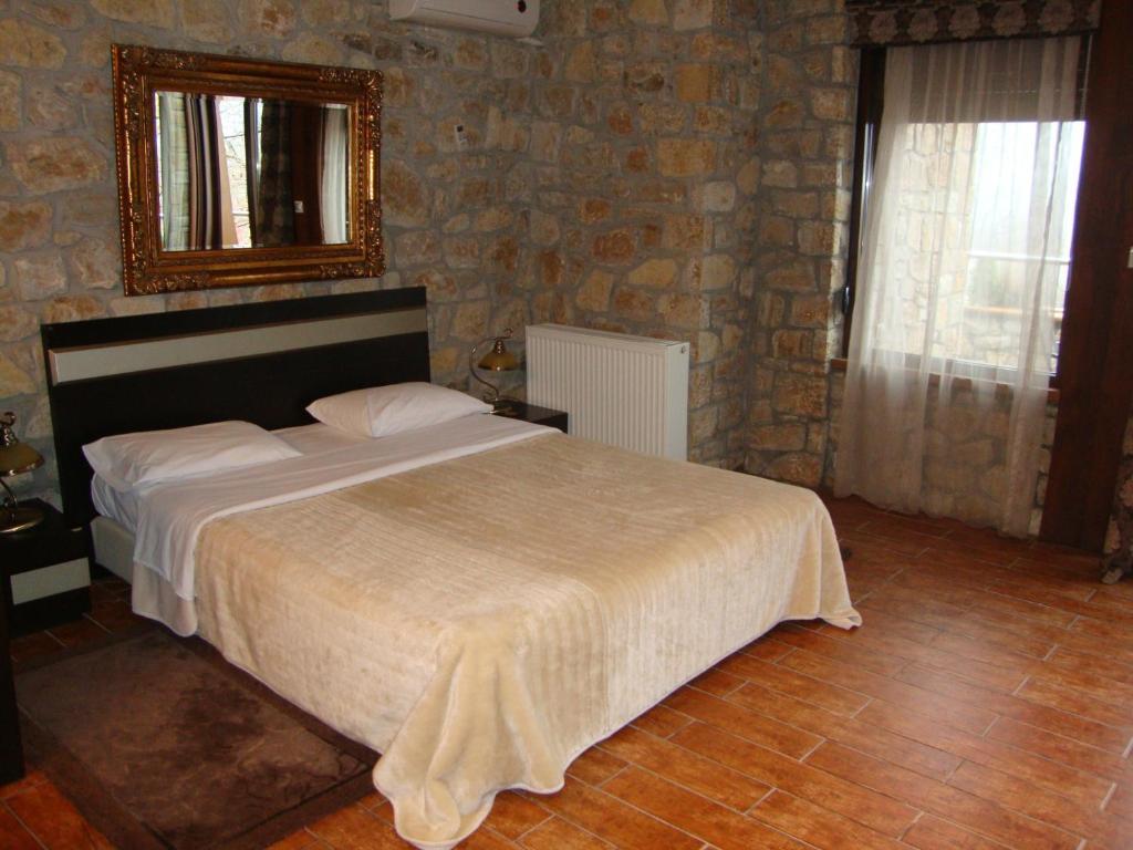 Nymfes Hotel Káto Loutrákion Habitación foto