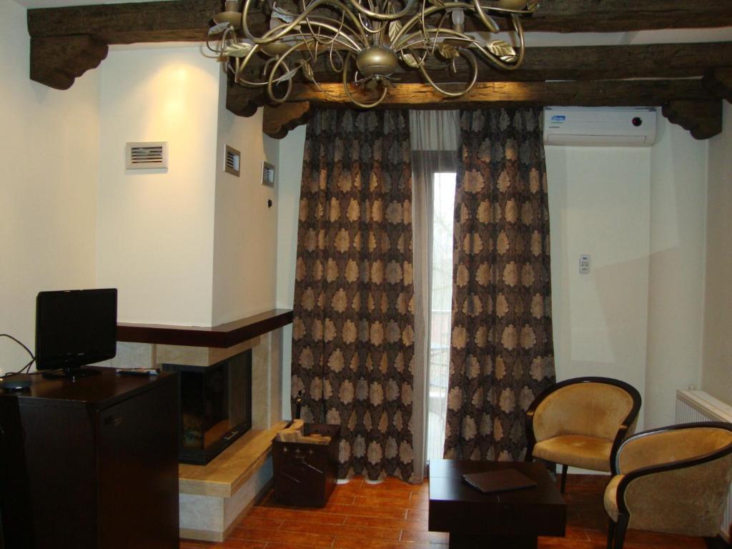 Nymfes Hotel Káto Loutrákion Habitación foto